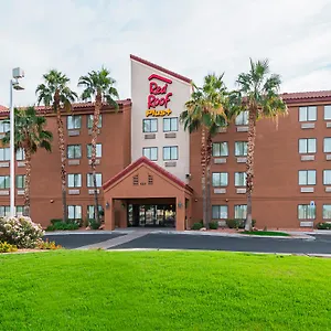 Hotel Red Roof + West